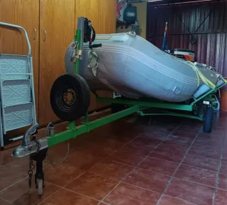 Zodiac Yamaha 25 HP con remolque