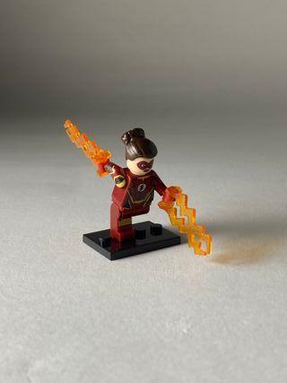Jesse Quick - Figurine Type Lego DC