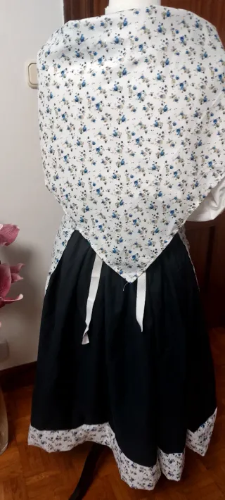 Traje regional falda 75 cm