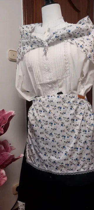 Traje regional falda 75 cm