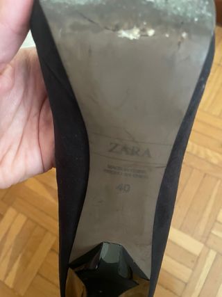 Zapatos de salón negros tacón alto