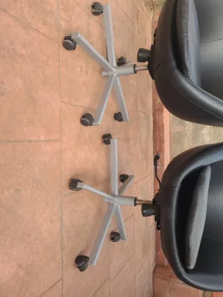 2 Sillas de Oficina Negras!!!