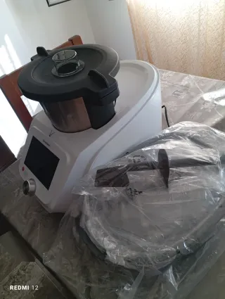 Robot de Cocina Monsieur Cuisine Connect