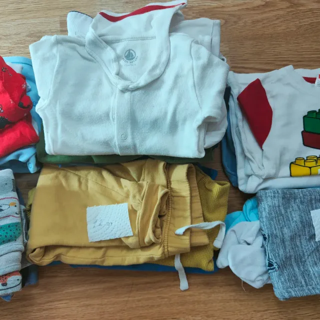 Lotto abbigliamento bimbo,3-12mesi
