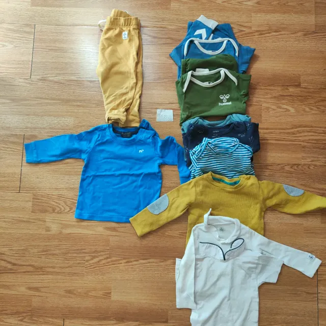 Lotto abbigliamento bimbo,3-12mesi