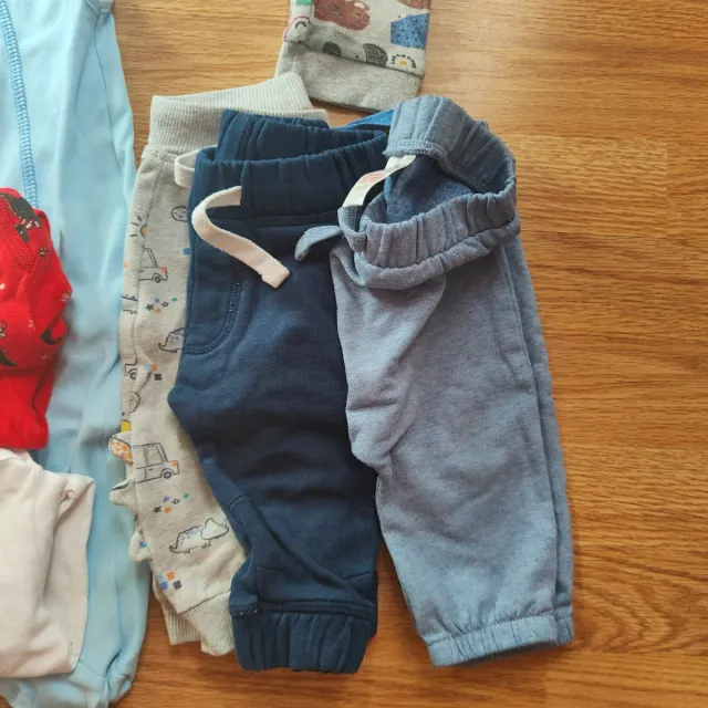 Lotto abbigliamento bimbo,3-12mesi