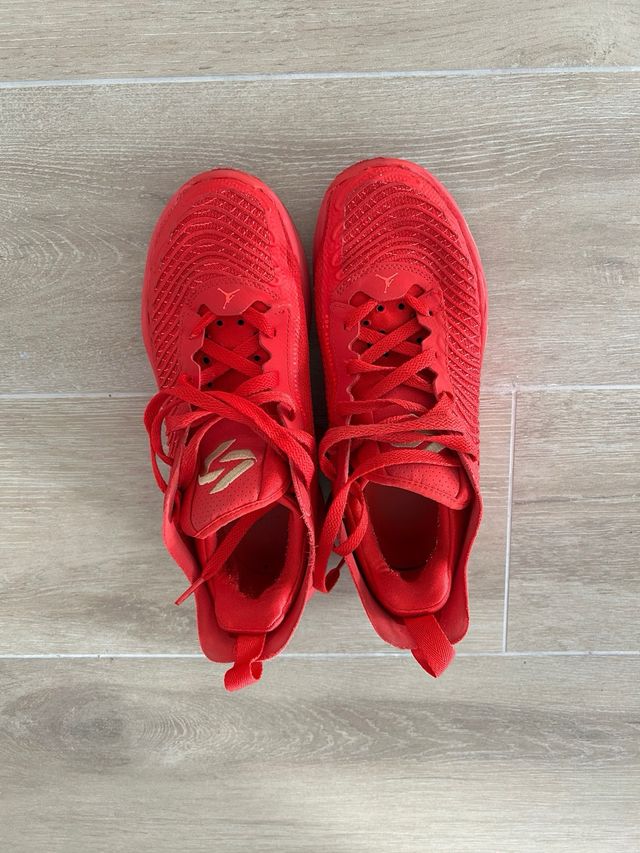 Zapatillas Jordan Luka 1 Rojas Talla 40