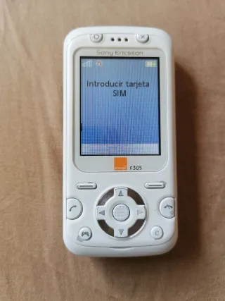 Sony Ericsson F305 Collezione