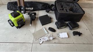 Nivel Láser 4D con Accesorios