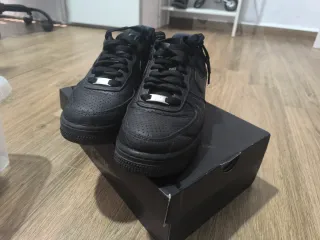 Nike Air Force 1 Negras