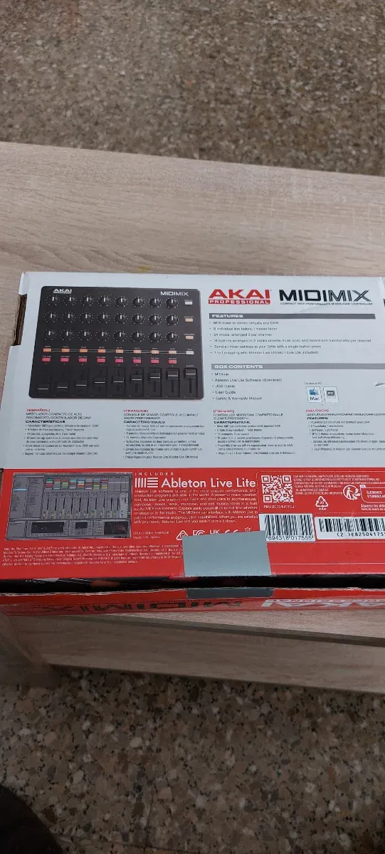 Controller MIDI AKAI MIDImix