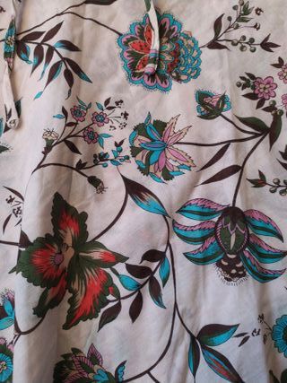 Blusa Morango floral manga 3/4