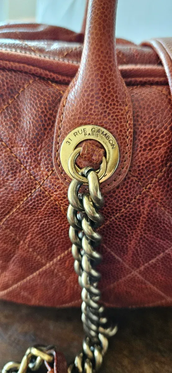 Borsa Chanel marrone e oro caviar