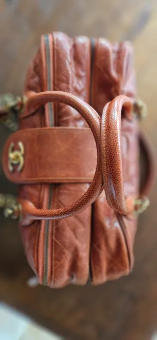 Borsa Chanel marrone e oro caviar