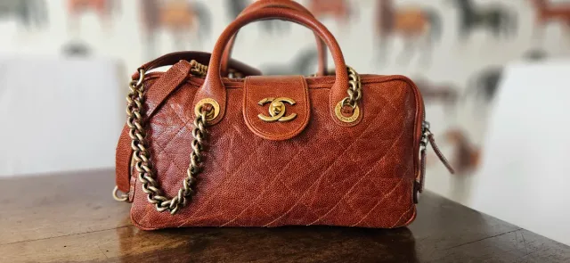 Borsa Chanel marrone e oro caviar