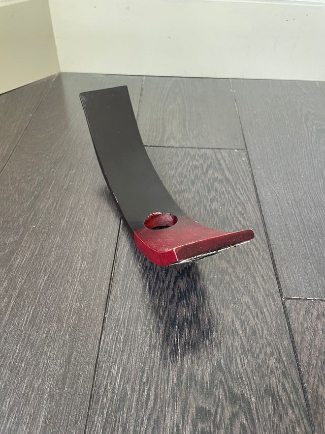 Portabottiglie in legno in equilibrio