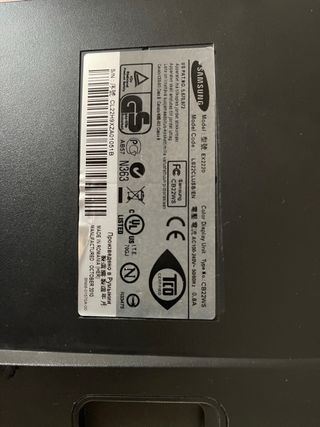 Monitor Samsung 22” EX2220 con defectos