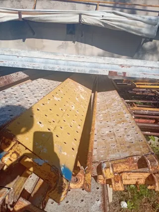 Andamios de construcción metálicos