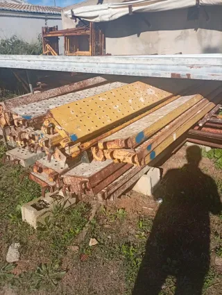 Andamios de construcción metálicos