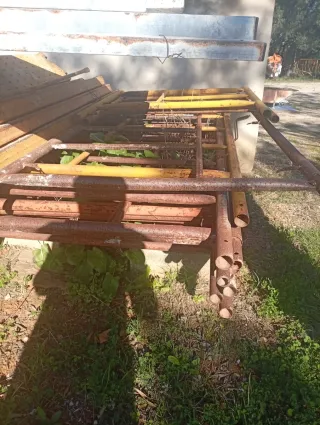 Andamios de construcción metálicos