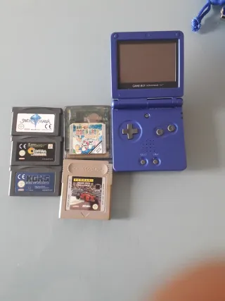 Consola Game Boy Advance SP + 4 juegos