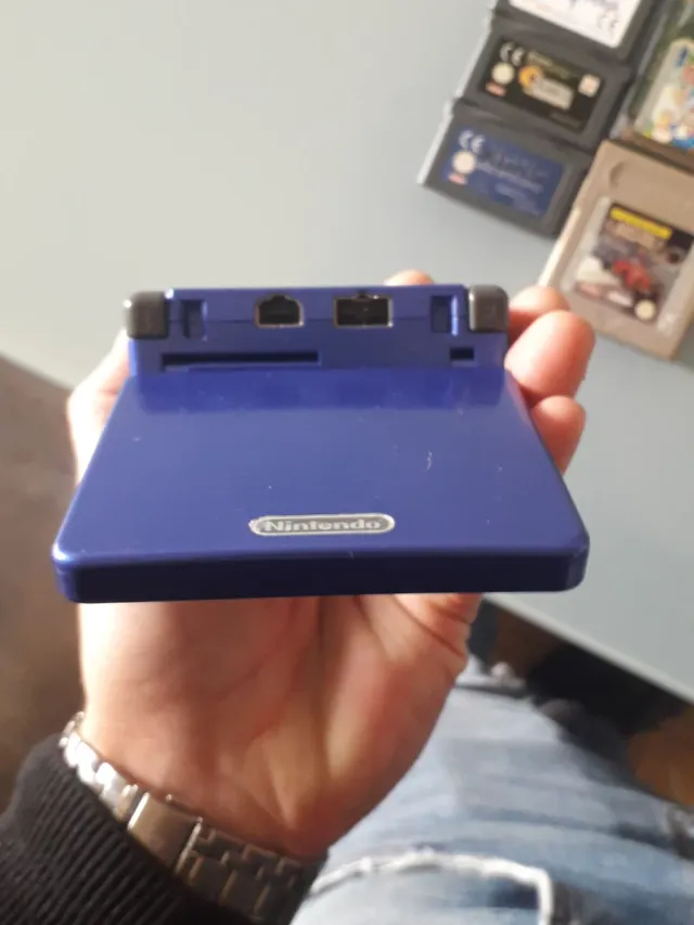 Consola Game Boy Advance SP + 4 juegos