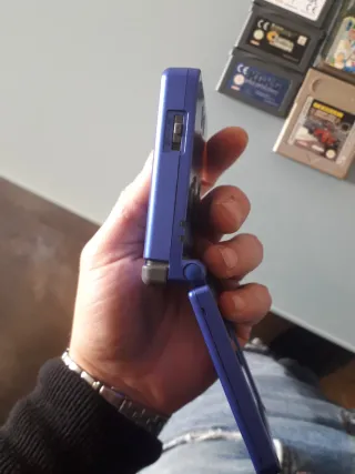 Consola Game Boy Advance SP + 4 juegos