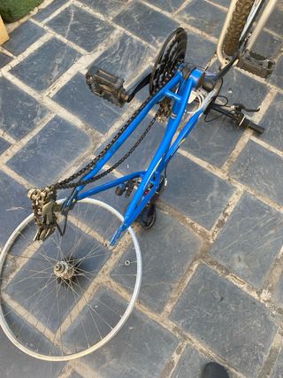 Bicicleta azul para adolescentes/adultos