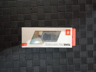 Auriculares JBL TUNE210