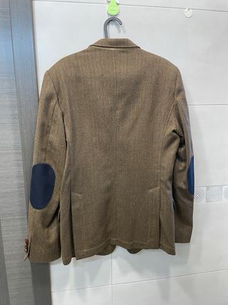 Americana de vestir marca “El Ganso”