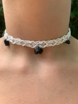 Colgante Macramé con Piedras Negras