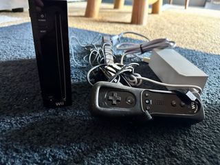 Consola Nintendo Wii Negra + Accesorios