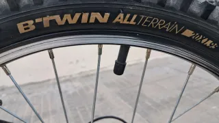 Bicicleta B'TWIN Negra y Verde