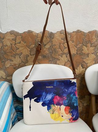 Bolso Desigual Multicolor y Blanco