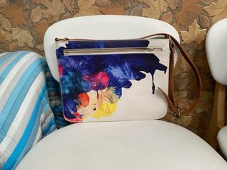Bolso Desigual Multicolor y Blanco