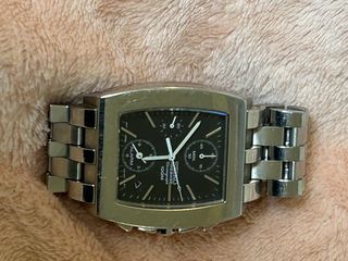 Reloj Seiko Cronógrafo Negro y Plateado