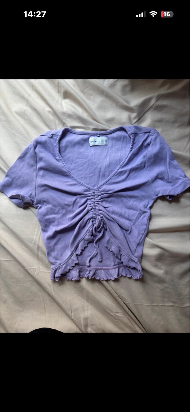 Camiseta  fruncida lila M