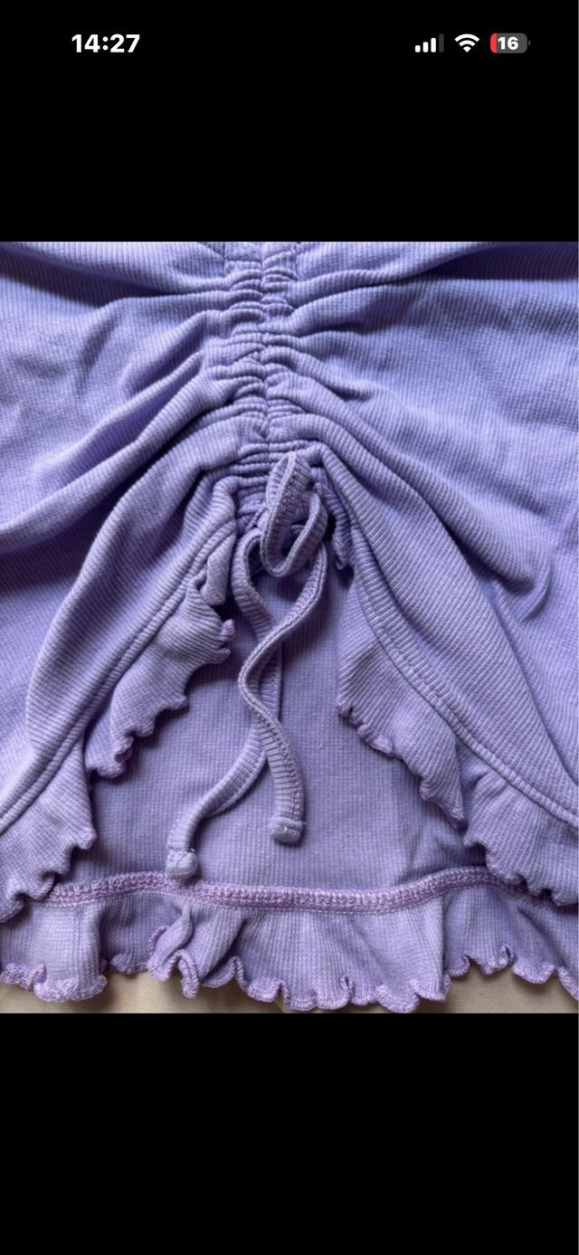 Camiseta  fruncida lila M