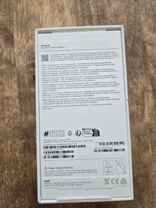 iPhone 16 Negro de AGOSTO 25 con factura.