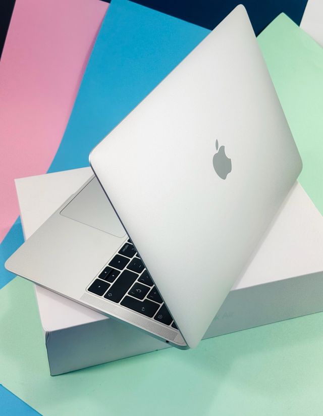 MacBook Air 13 Plata