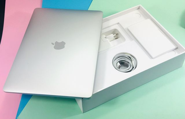 MacBook Air 13 Plata