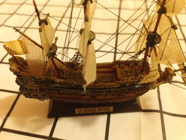 Modellino Nave Le Soleil Royal