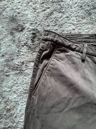 Pantalón Massimo Dutti gris