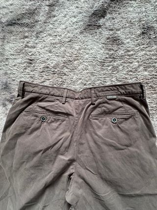 Pantalón Massimo Dutti gris