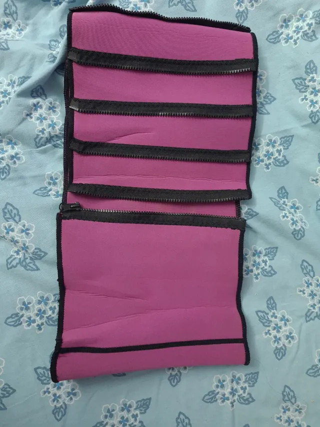 Faja Reductora Ajustável com Cremalheiras