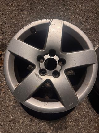 Llantas Audi A3 16 pulgadas