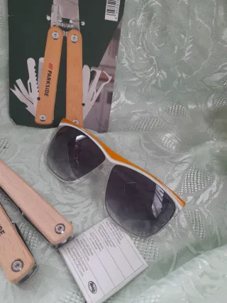 Occhiali da lavoro e forbici multifunzione