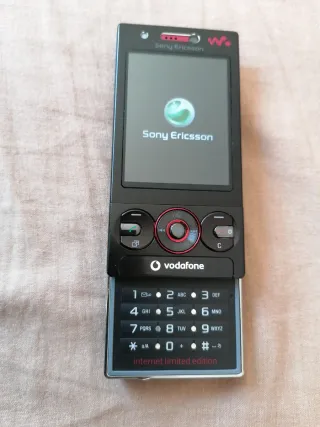 Sony Ericsson nero