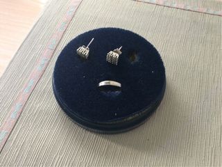 Anillo y pendientes plata ley circonitas