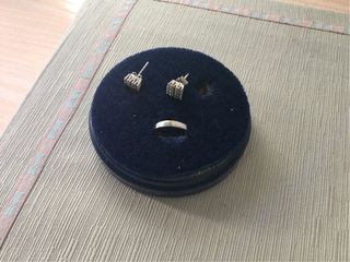 Anillo y pendientes plata ley circonitas